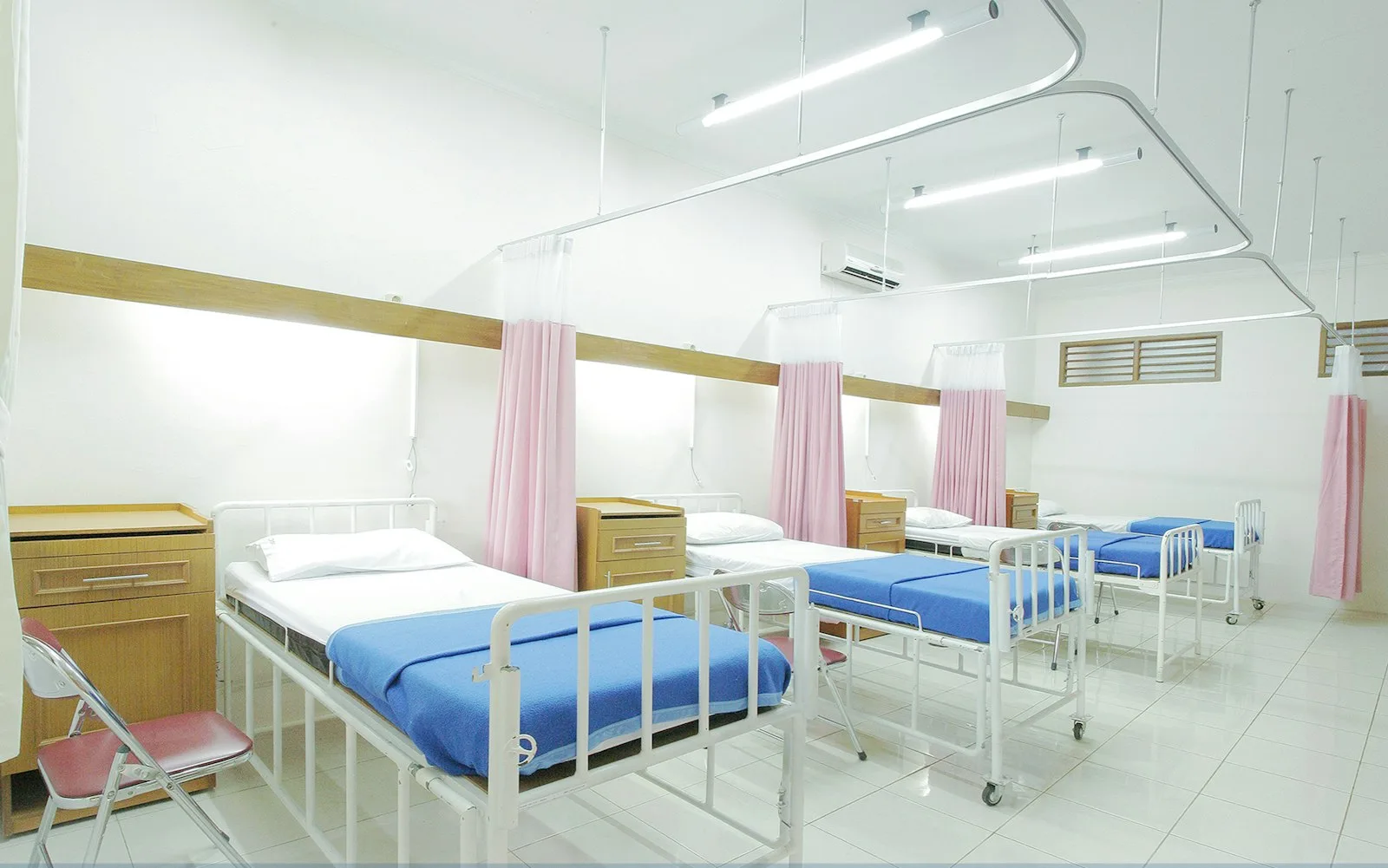 Healthcare digital transformation failure patterns — three cautionary tales and what each one teaches about how to do it differently.